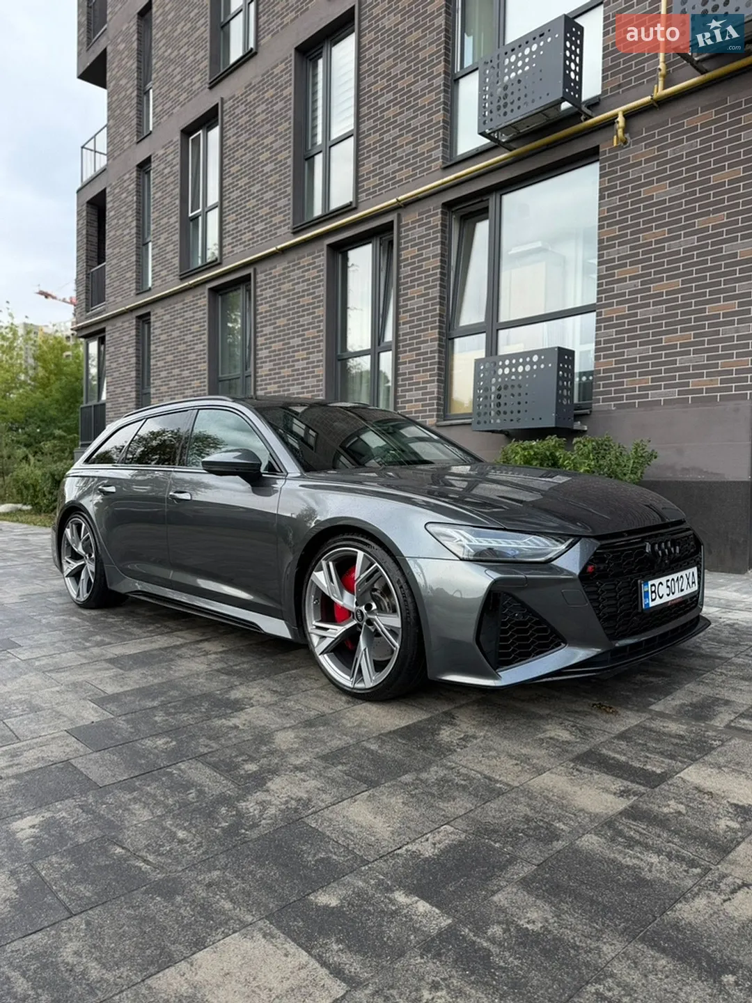 2023 Audi RS6 - мініатюра 4