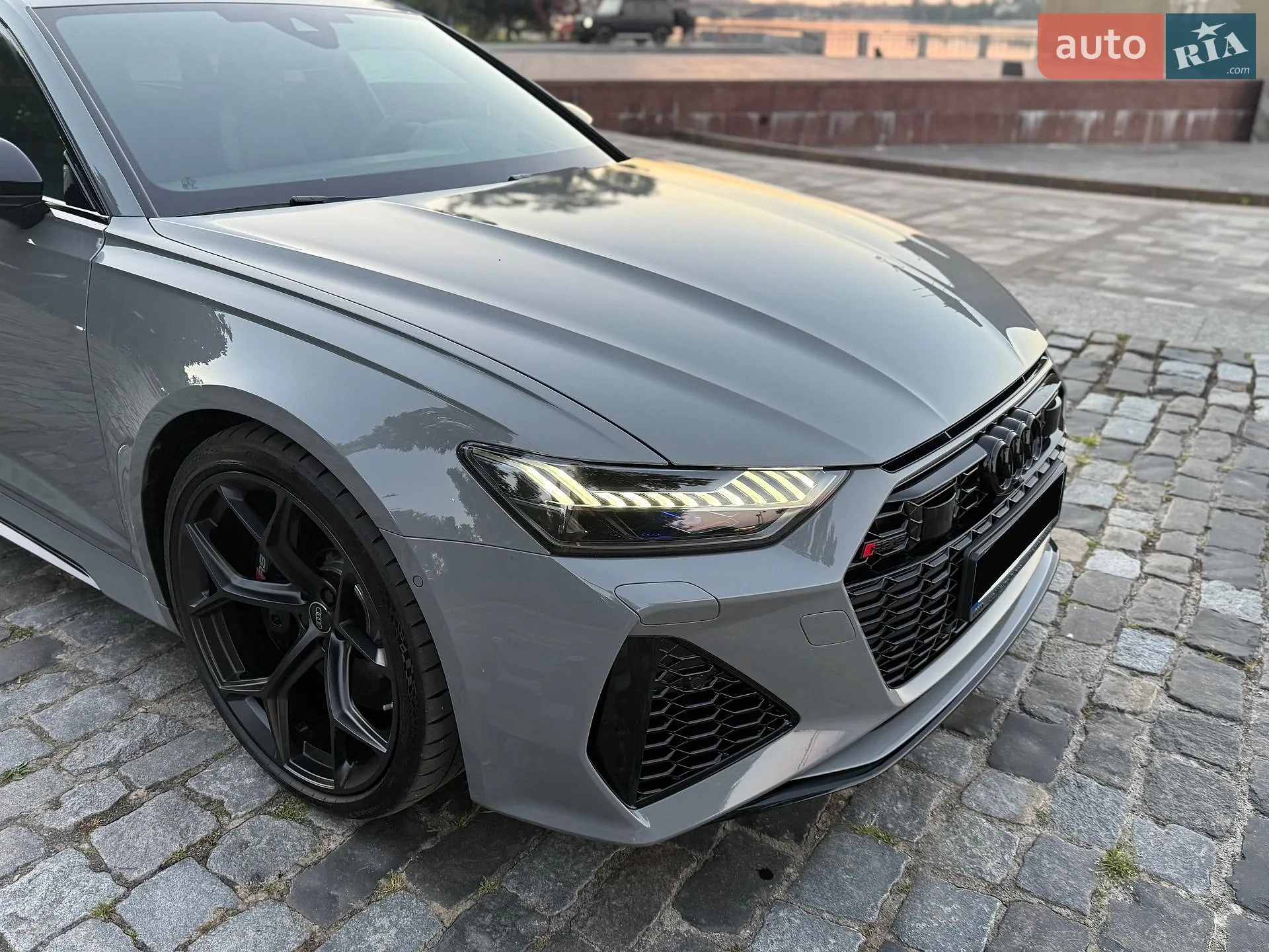 2025 Audi RS6 - мініатюра 10