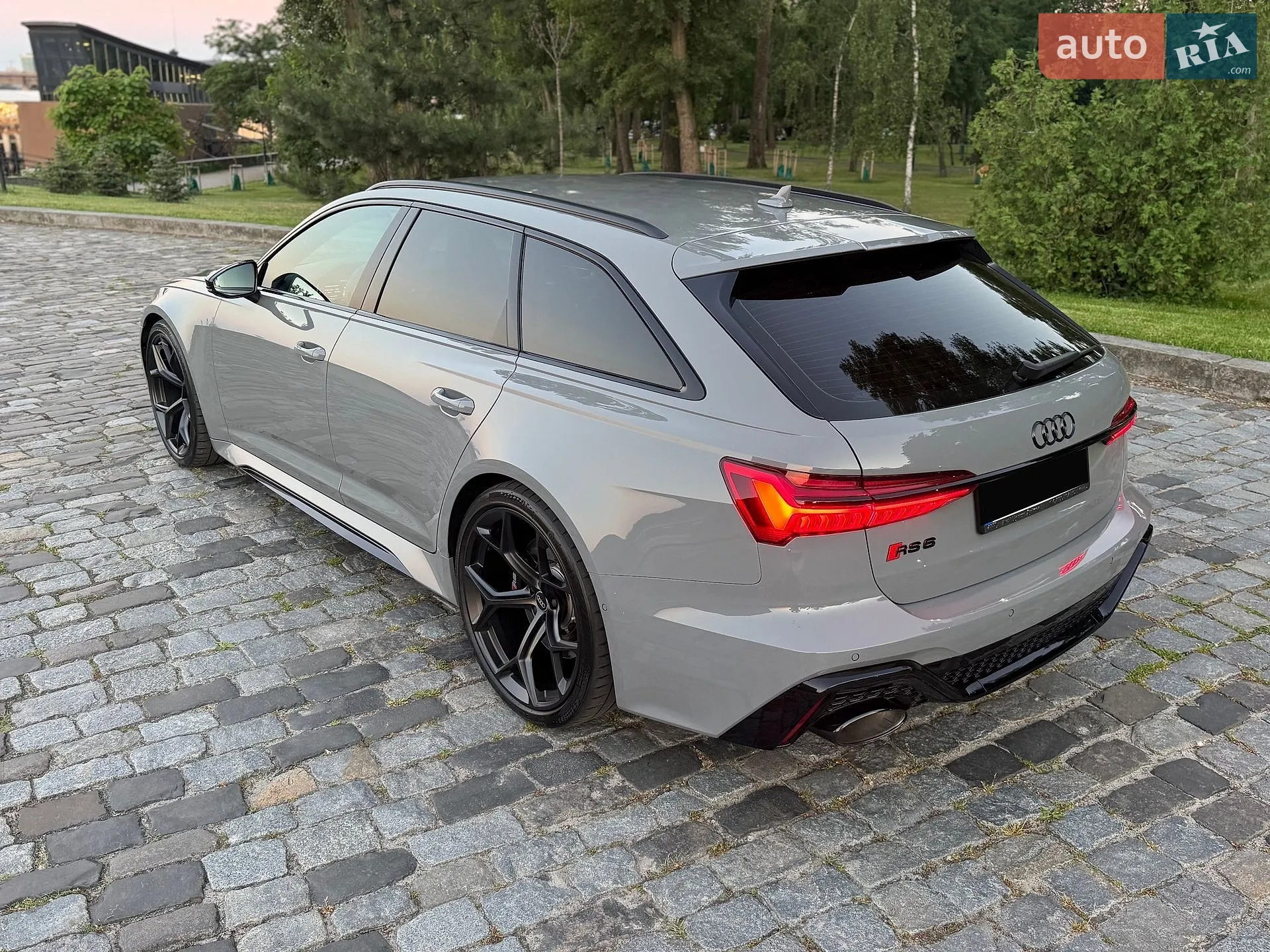 2025 Audi RS6 - мініатюра 18