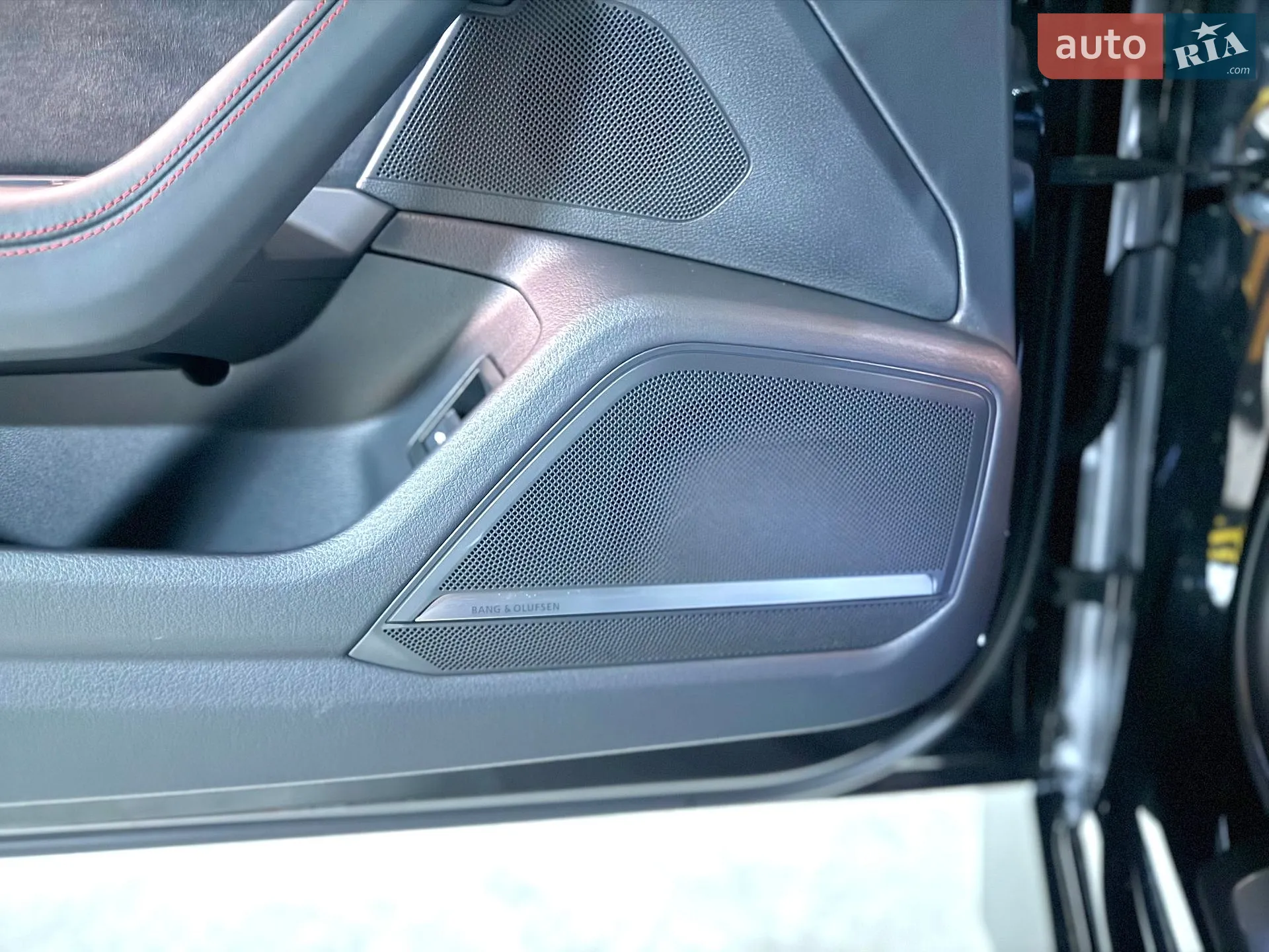 2025 Audi RS6 - мініатюра 21