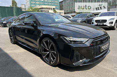 Лифтбек Audi RS7 Sportback 2021 в 