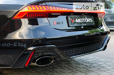Ліфтбек Audi RS7 Sportback 2021 в 