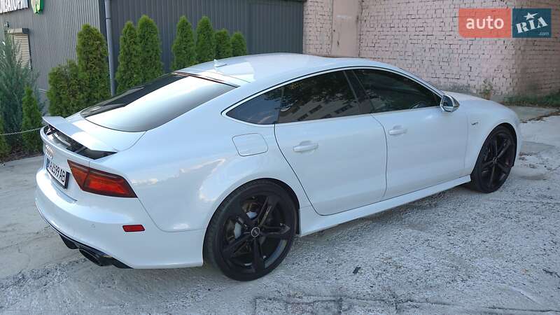 Лифтбек Audi RS7 Sportback 2014 в Киеве