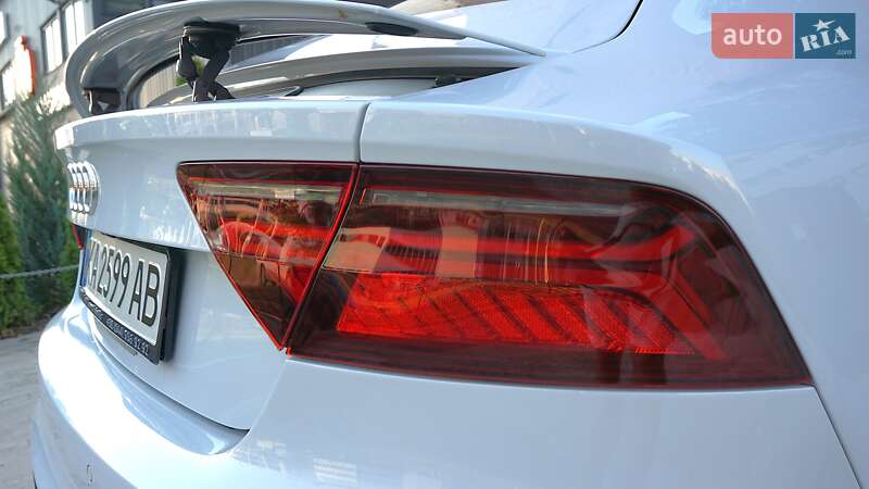 Лифтбек Audi RS7 Sportback 2014 в Киеве
