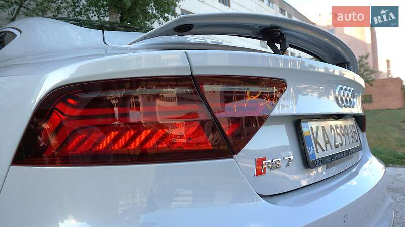 Лифтбек Audi RS7 Sportback 2014 в Киеве
