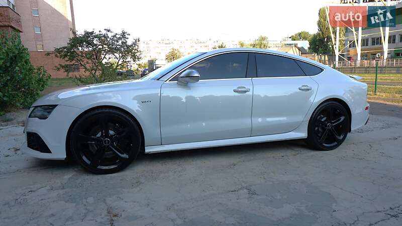 Лифтбек Audi RS7 Sportback 2014 в Киеве