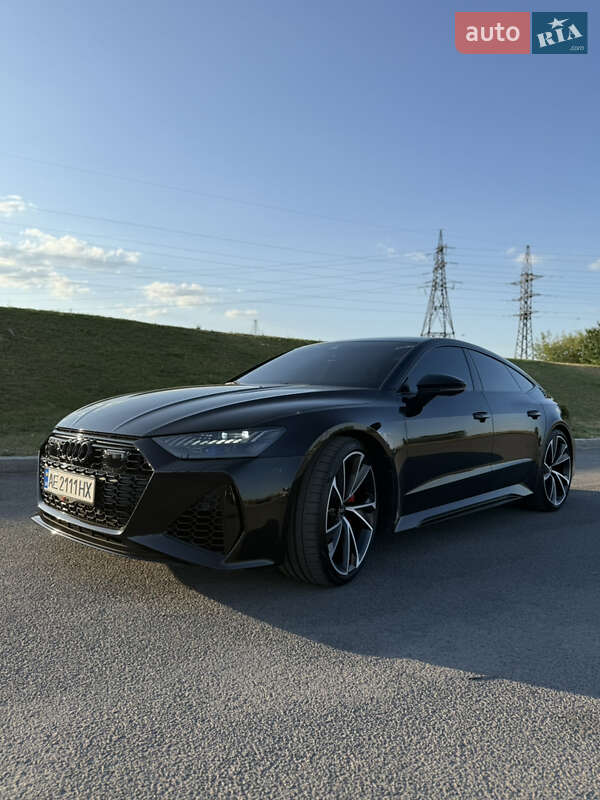 Лифтбек Audi RS7 Sportback 2020 в 
