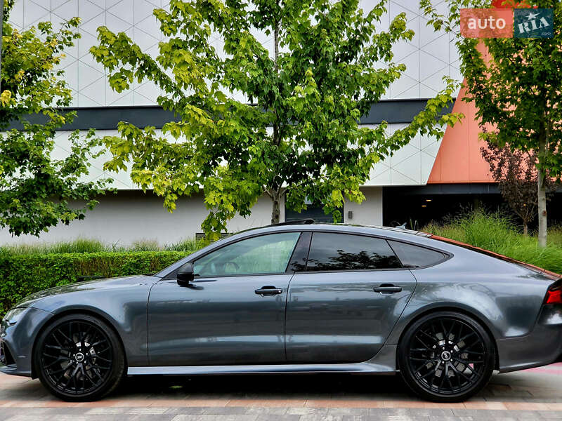 Лифтбек Audi RS7 Sportback 2016 в Киеве фото 10 Лифтбек Audi RS7 Sportback 2016 в Киеве