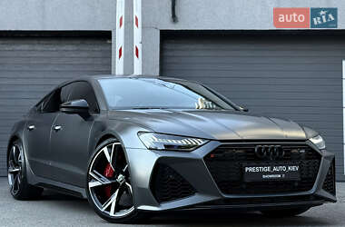 Лифтбек Audi RS7 Sportback 2021 в 
