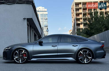 Лифтбек Audi RS7 Sportback 2021 в 
