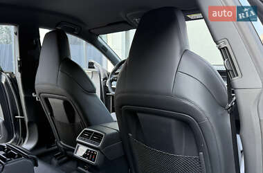 Лифтбек Audi RS7 Sportback 2021 в 