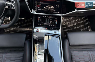 Лифтбек Audi RS7 Sportback 2021 в 