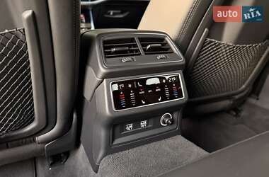Лифтбек Audi RS7 Sportback 2020 в 