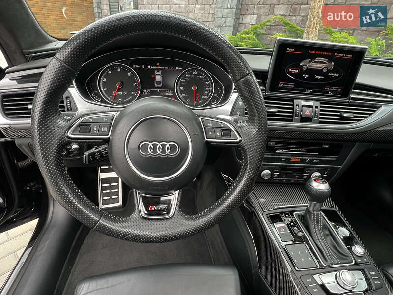 Ліфтбек Audi RS7 Sportback 2014 в Черкасах фото 35 Ліфтбек Audi RS7 Sportback 2014 в Черкасах
