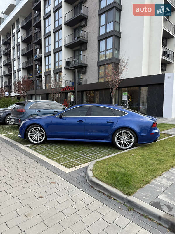 Лифтбек Audi RS7 Sportback 2016 в Ужгороде