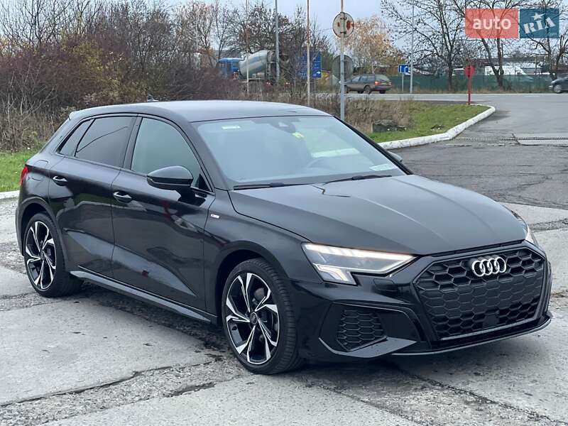 Хэтчбек Audi S3 Sportback 2021 в Ужгороде фото 4 Хэтчбек Audi S3 Sportback 2021 в Ужгороде