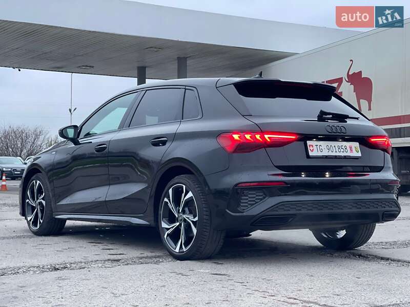 Хэтчбек Audi S3 Sportback 2021 в Ужгороде фото 9 Хэтчбек Audi S3 Sportback 2021 в Ужгороде