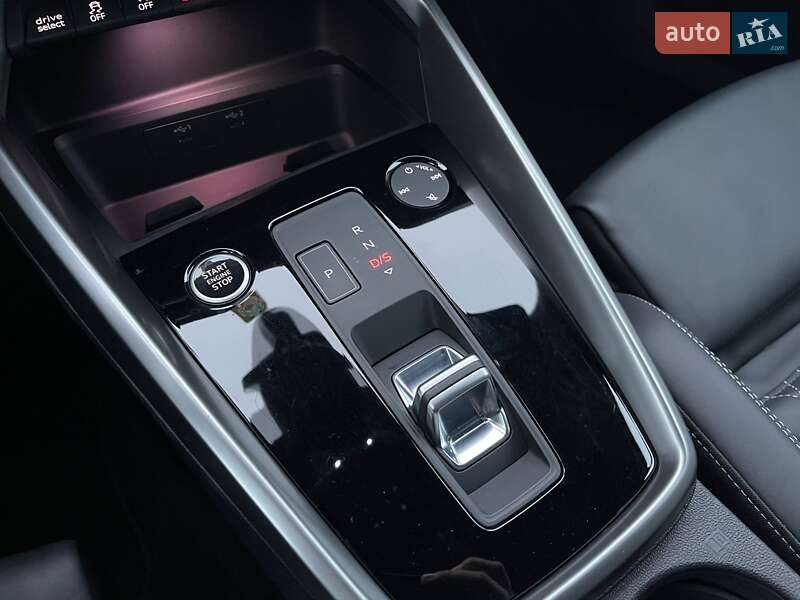 Хэтчбек Audi S3 Sportback 2021 в Ужгороде фото 26 Хэтчбек Audi S3 Sportback 2021 в Ужгороде
