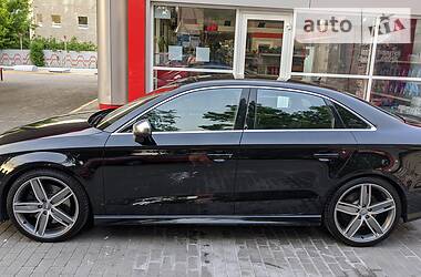 Седан Audi S3 2015 в Днепре