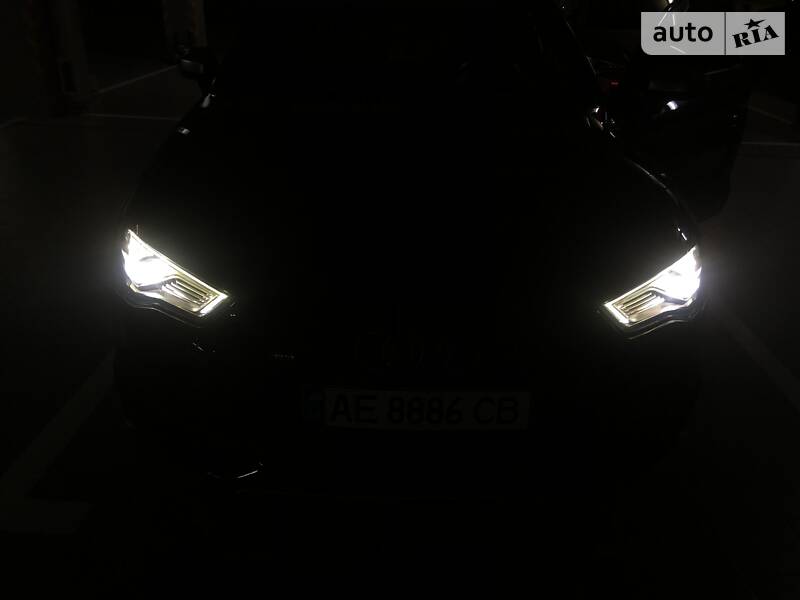 Седан Audi S3 2016 в Днепре