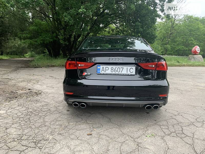 Седан Audi S3 2015 в Запоріжжі