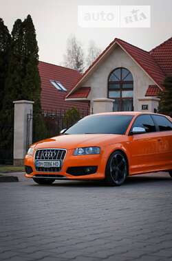 Хэтчбек Audi S3 2008 в 