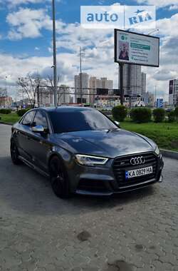 Седан Audi S3 2017 в Киеве