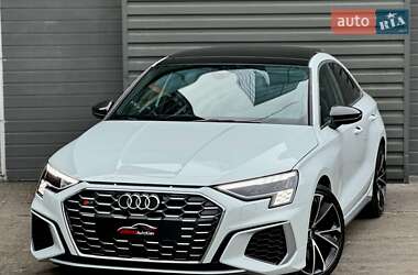 Седан Audi S3 2022 в Киеве