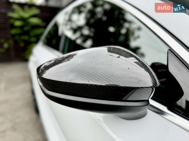 Седан Audi S3 2022 в Киеве