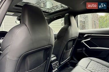 Седан Audi S3 2022 в Киеве