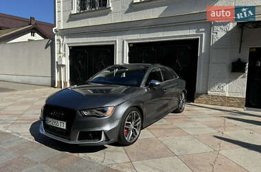 Седан Audi S3 2015 в 