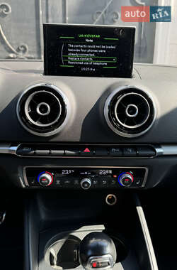 Седан Audi S3 2015 в 