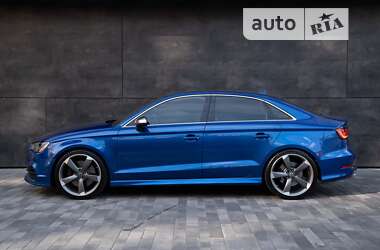 Седан Audi S3 2014 в Киеве