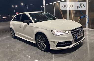 Хэтчбек Audi S3 2014 в Киеве