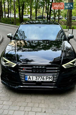 Седан Audi S3 2015 в Киеве