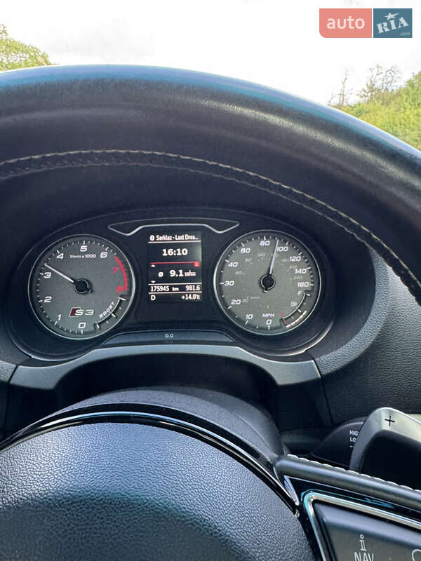 Седан Audi S3 2014 в Киеве