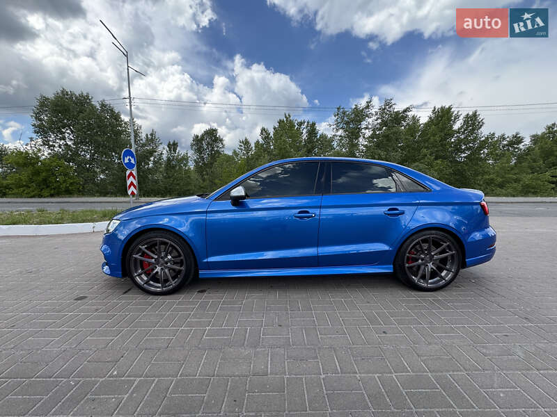 Седан Audi S3 2017 в Киеве фото 5 Седан Audi S3 2017 в Киеве