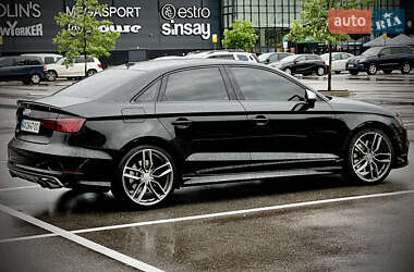Седан Audi S3 2014 в 
