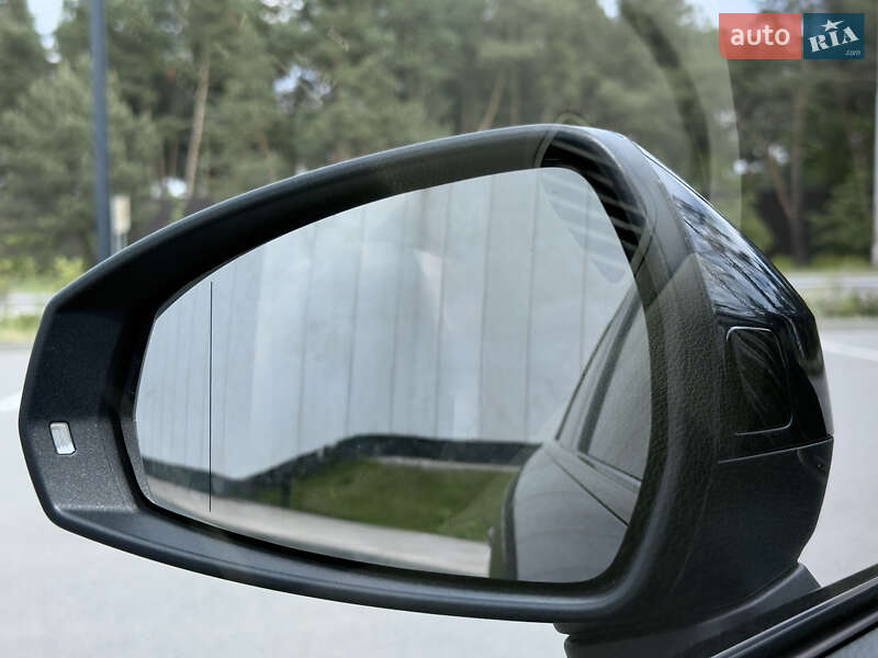 Седан Audi S3 2017 в Киеве