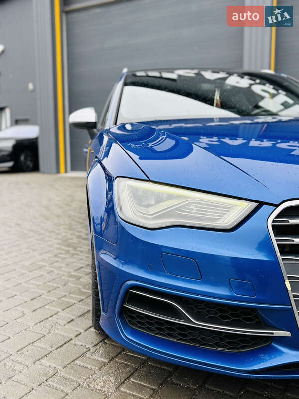 Хэтчбек Audi S3 2016 в Виннице