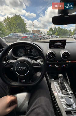 Седан Audi S3 2015 в 