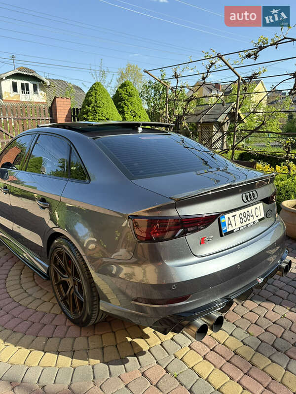 Седан Audi S3 2017 в Коломые