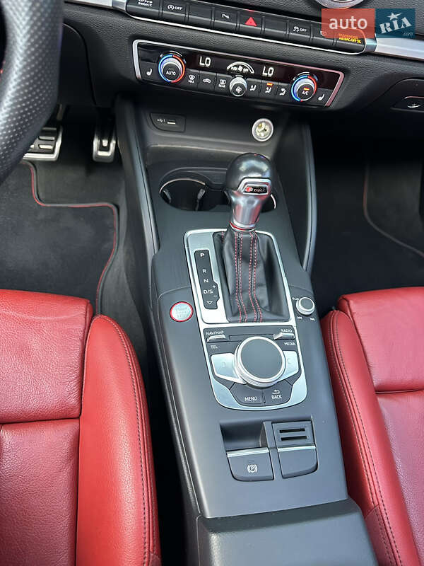 Седан Audi S3 2017 в Коломые