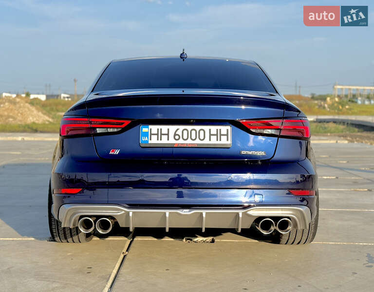 Седан Audi S3 2016 в Одессе