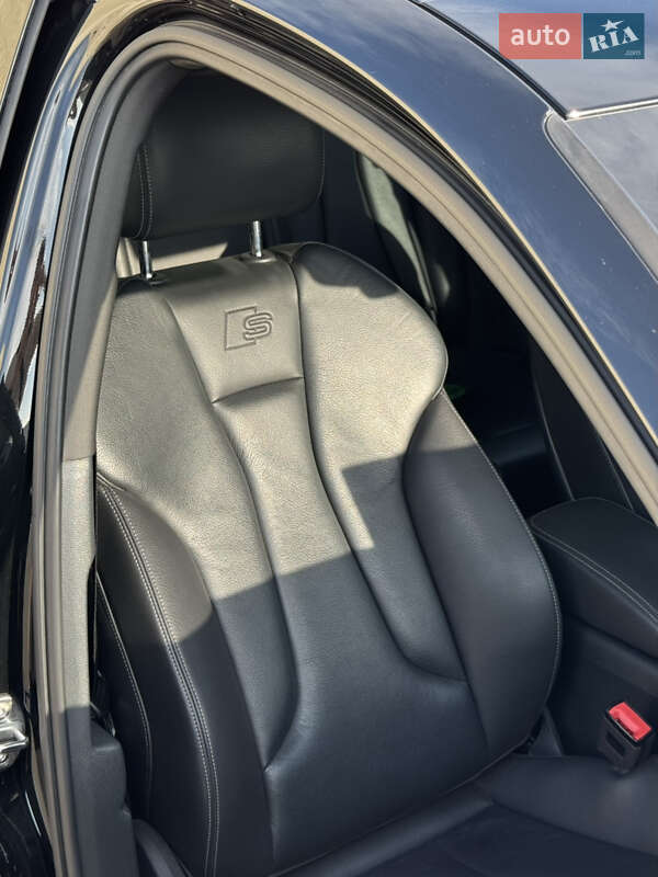 Седан Audi S3 2017 в Львове