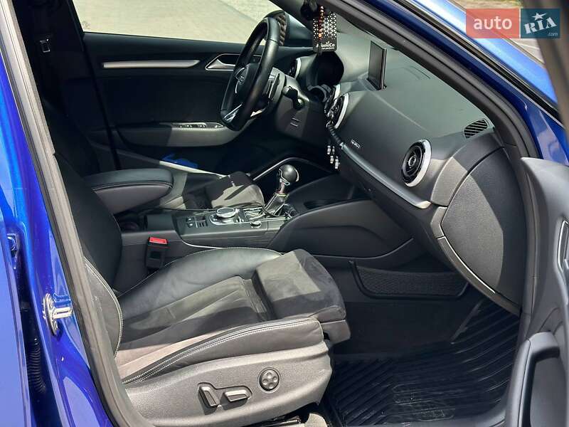 Хетчбек Audi S3 2015 в Львові