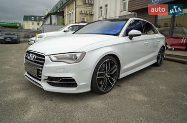 Седан Audi S3 2015 в 