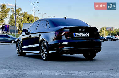 Седан Audi S3 2014 в 