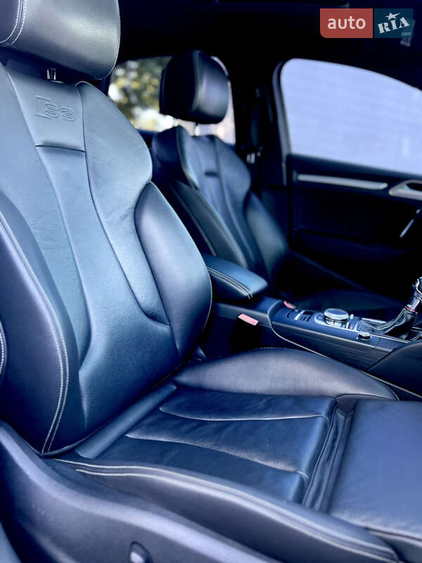 Седан Audi S3 2014 в Киеве