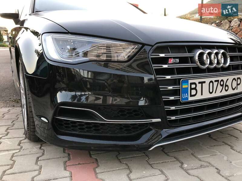 Седан Audi S3 2015 в Ізмаїлі